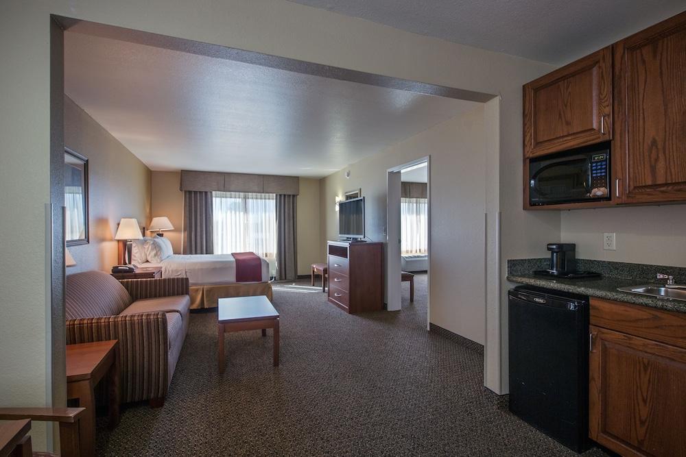 Holiday Inn Express Hotel & Suites Lewisburg By Ihg מראה חיצוני תמונה